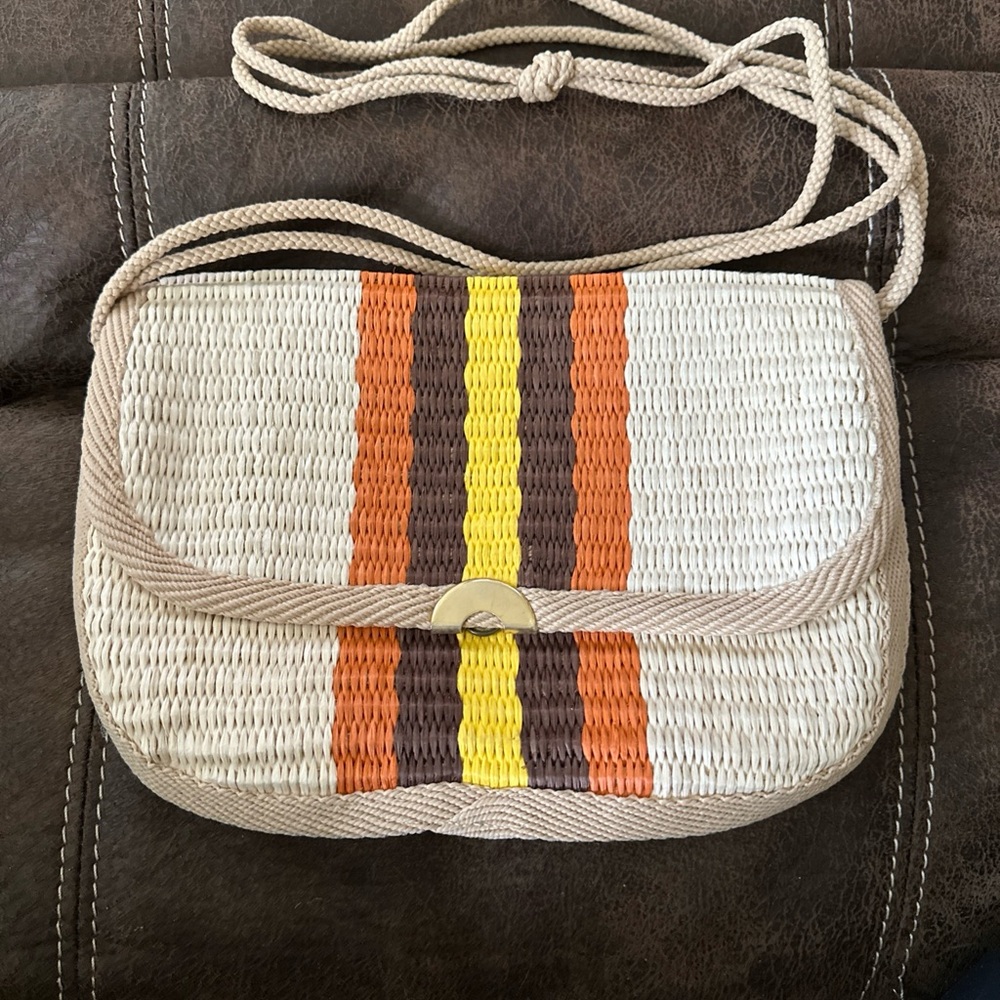 Vintage Woven Snap Close Crossbody Bag